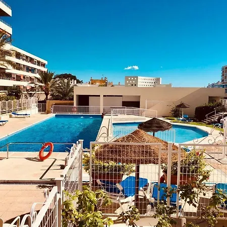 Nogalera 110 3 Seasonal Pools With Bar *