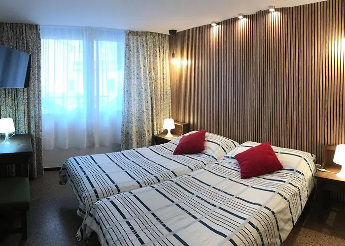 Nogalera 110 3 Seasonal Pools With Bar 托雷莫利诺斯