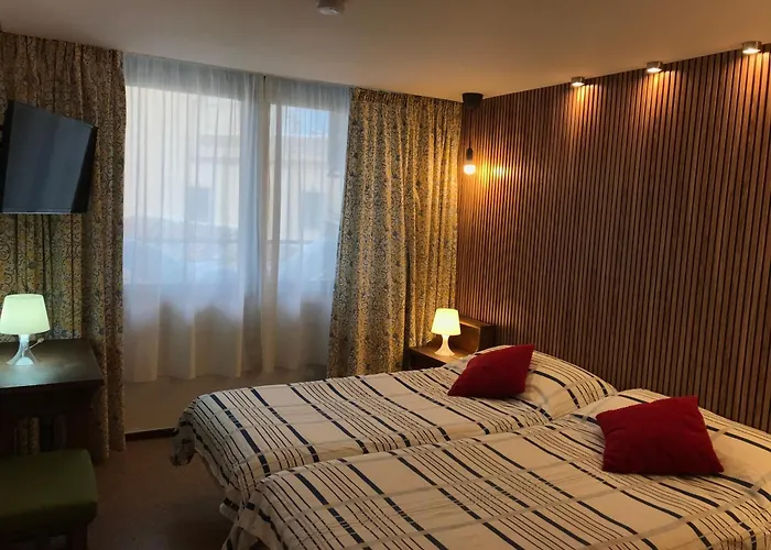 Nogalera 110 3 Seasonal Pools With Bar