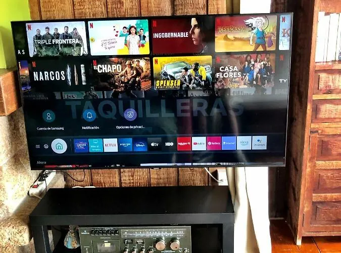 Nogalera 110 3 Seasonal Pools With Bar *